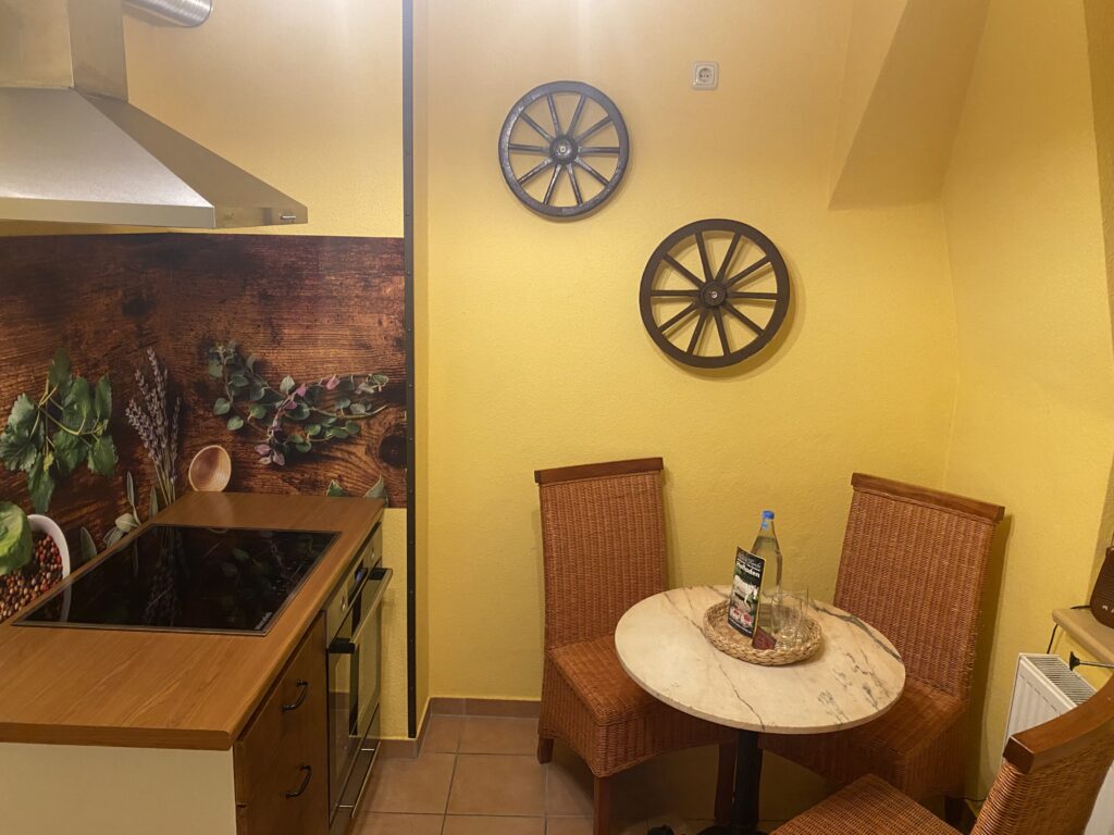 Helle Ferienwohnung mit moderner Ausstattung in Hennickendorf bei Berlin