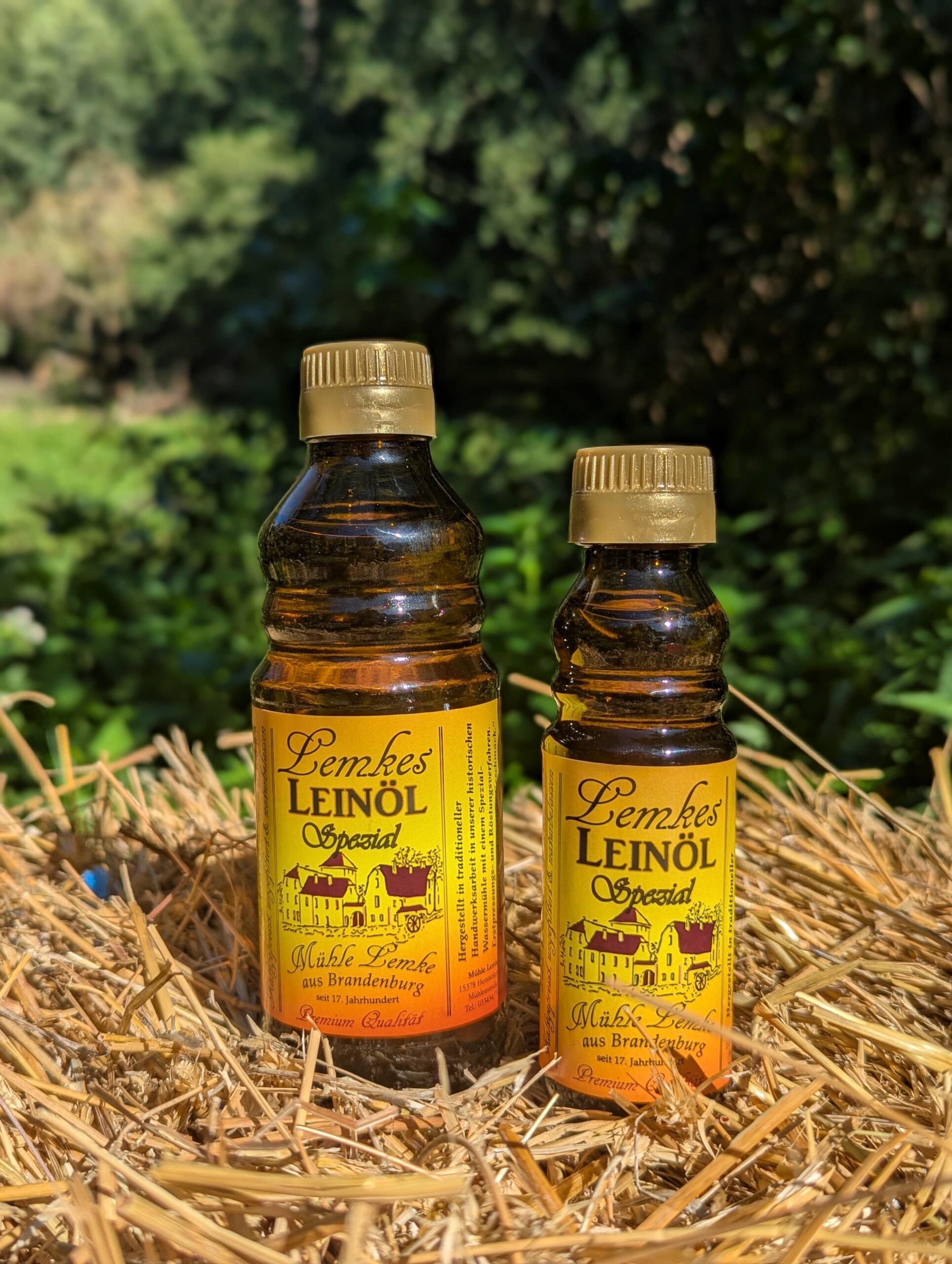 Kaltgepresstes Leinöl aus der Mühle Lemke